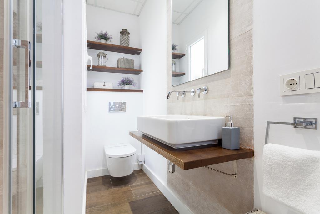 Stunning Boutique - Space Maison Apartments Sevilla Bagian luar foto