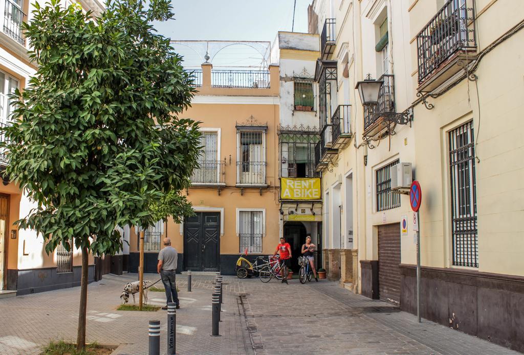 Stunning Boutique - Space Maison Apartments Sevilla Bagian luar foto